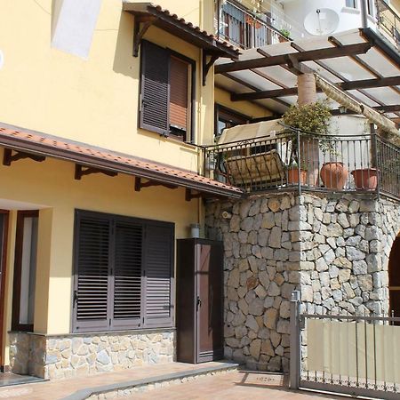 Villa Le Giare Ospitalita Diffusa 아제롤라 외부 사진